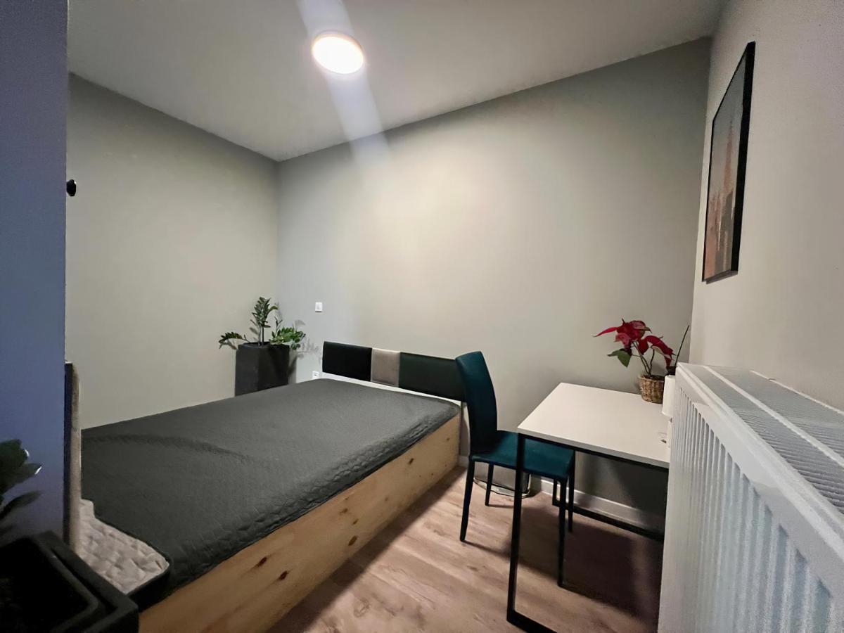 Milionowa 8 - Komfortowe Studio Z Garazem I Klimatyzacja Lódź Exterior foto